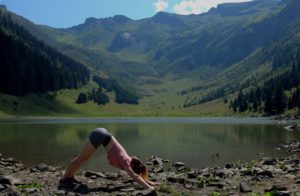 Stretching and Yoga Hiking 3